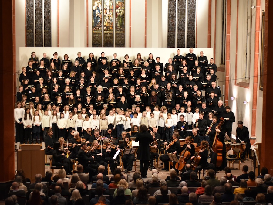 Strahlend, genussvoll und schön: Weihnachtsoratorium auf hohem Niveau